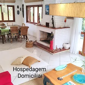 maison-de-la-mer-floripa-campeche-300m-da-praia.santa-catarina-brasil.com/